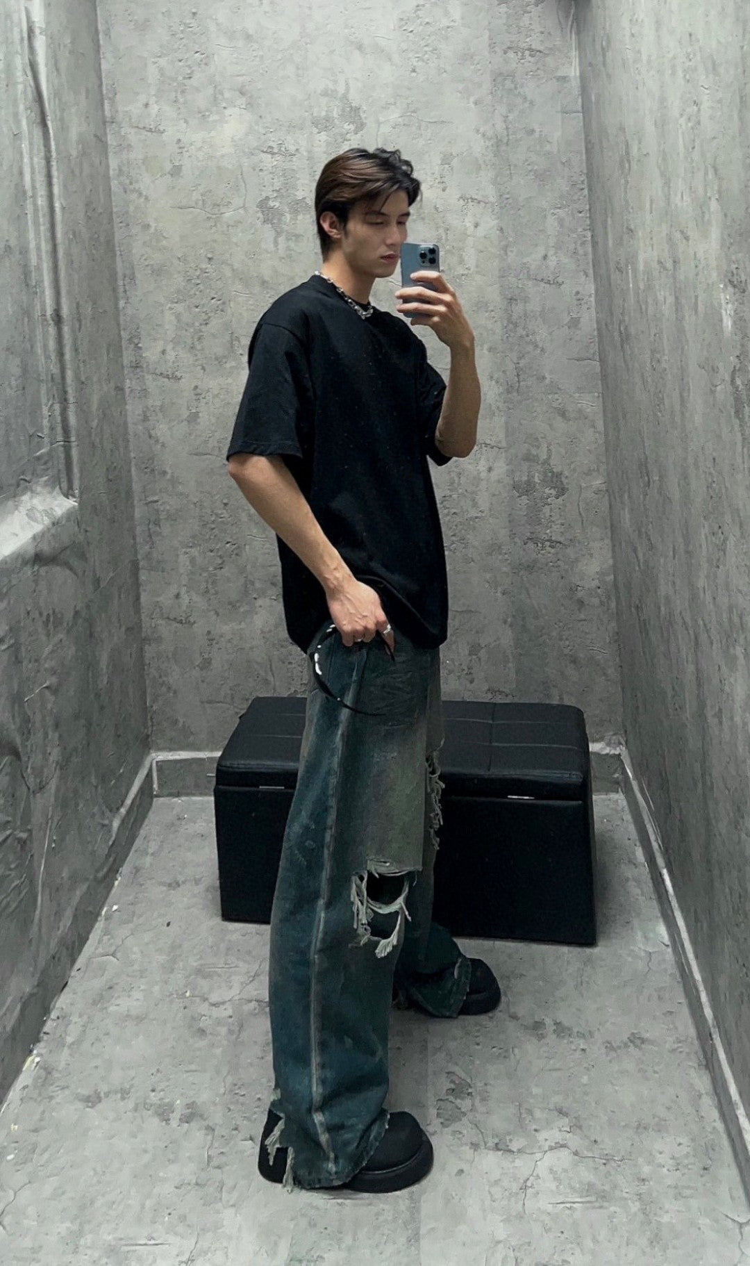 Balenciaga Plain Black T-Shirt