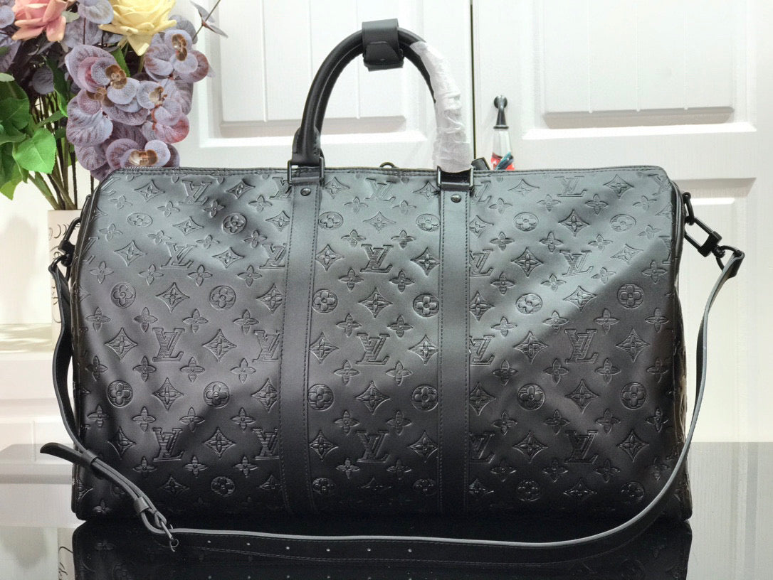 Stylish Black Leather Louis Vuitton Keepall 50 Travel Bag