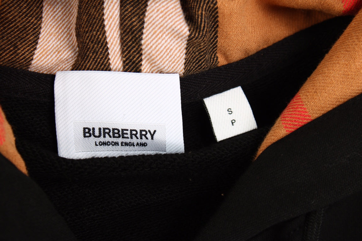 BURBERRY ZIP-UP HOODIE BLACK