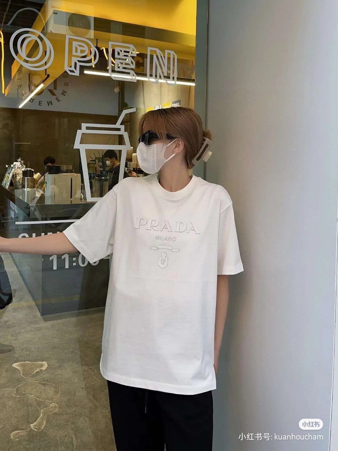 Stylish White Prada T-Shirt with Elegant Branding