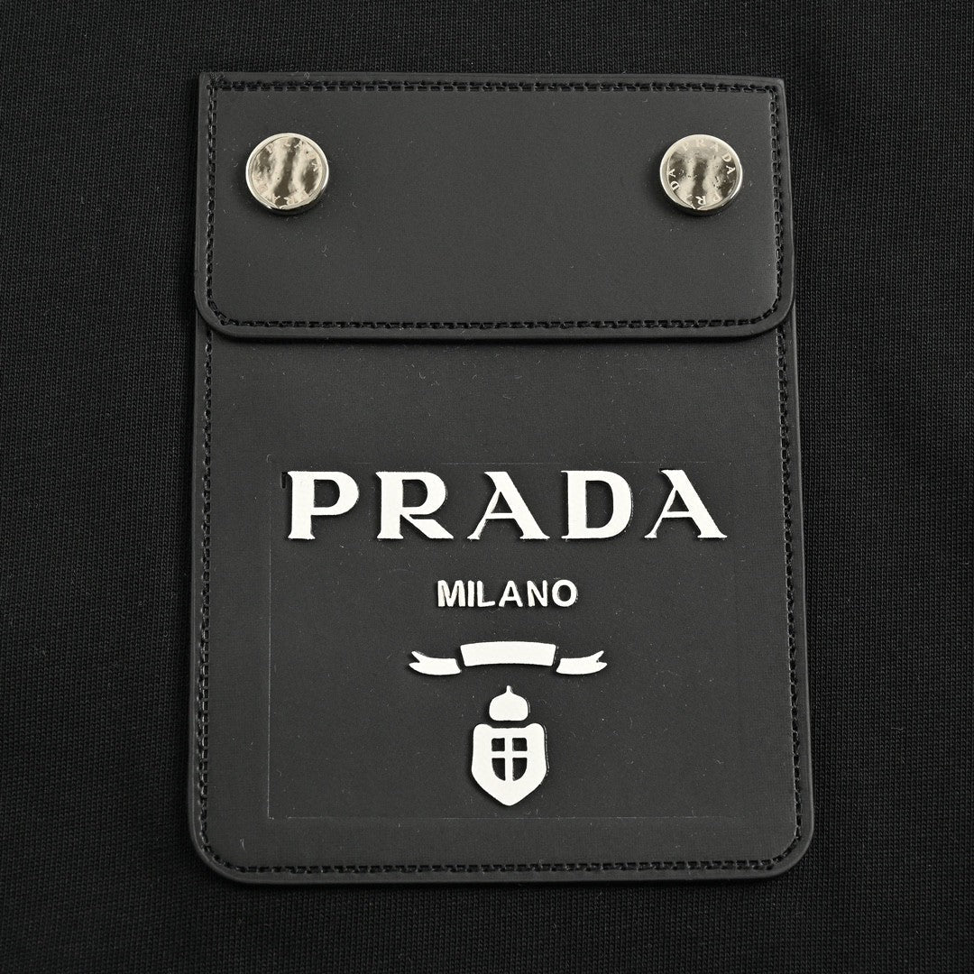 Chic Prada T-Shirt with Stylish Pocket Detail