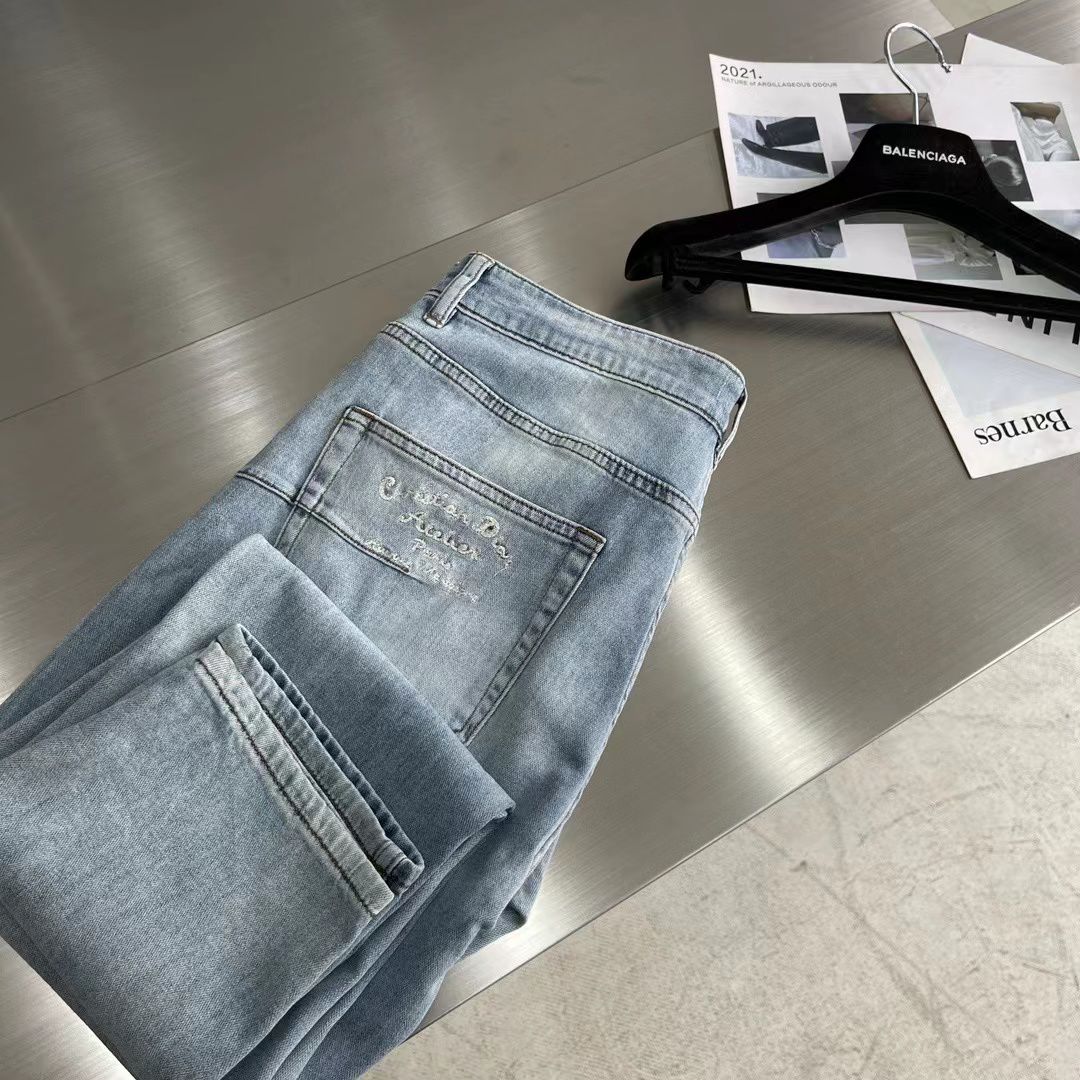 Premium Slim Jeans mit hohem Bund