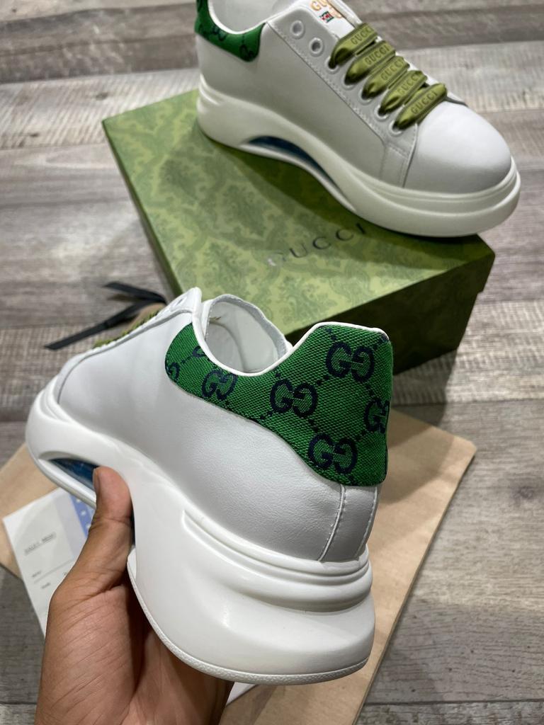 GUCCI || CHUNKY B GG LOW TOP SNEAKER