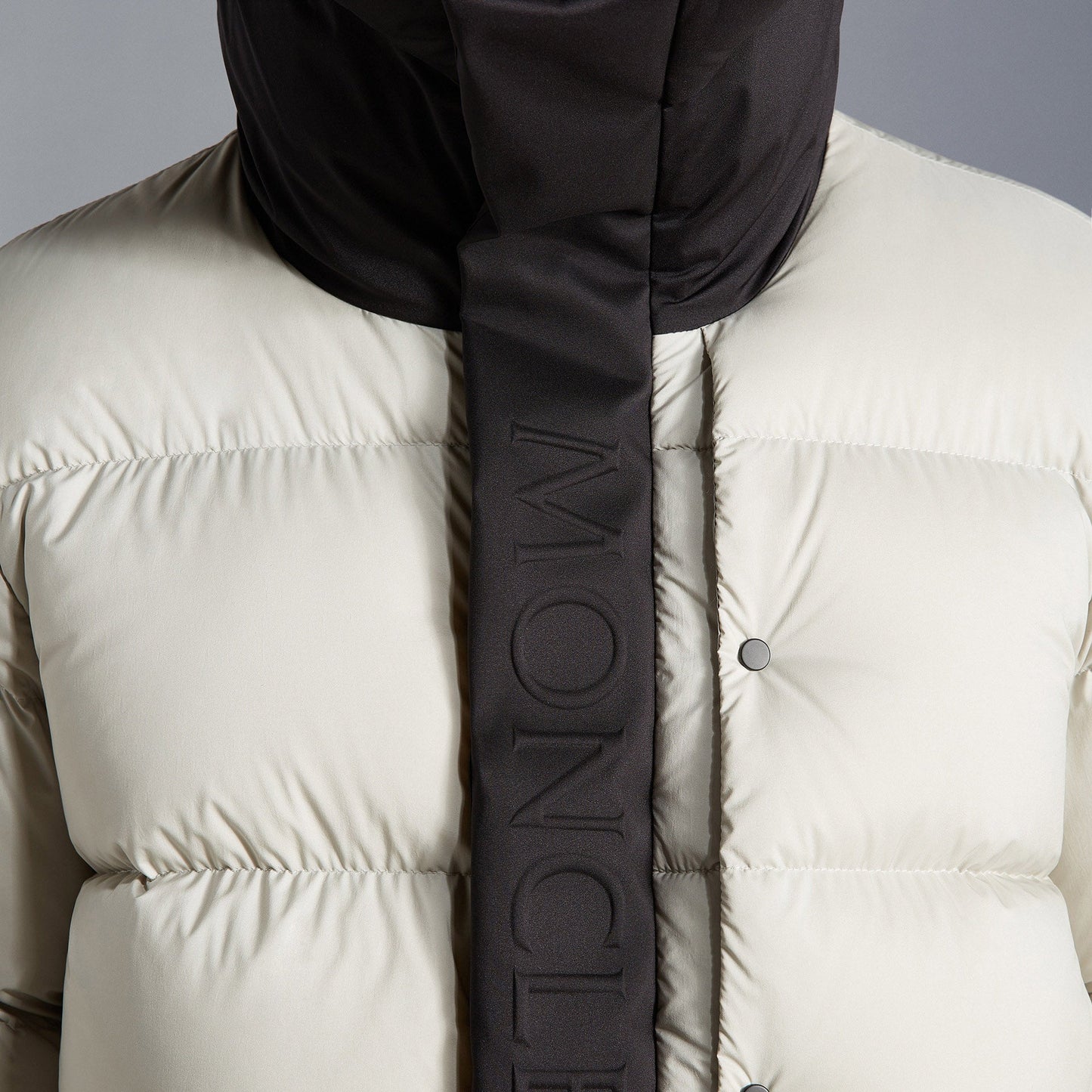 Moncler Madeira Short Down Jacket White