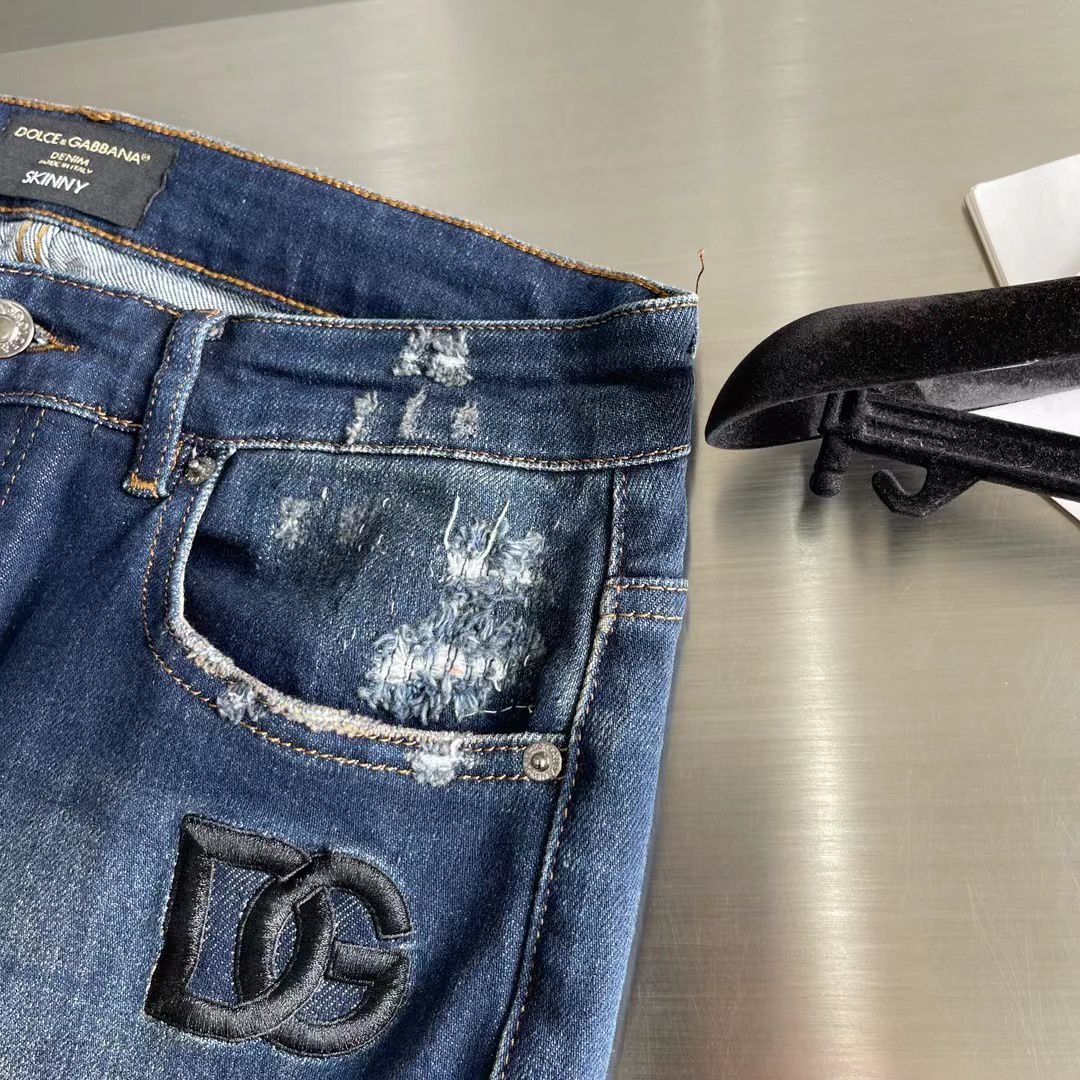 DOLCE & GABBANA || Mens Blue Metal Logo Rugged Jeans