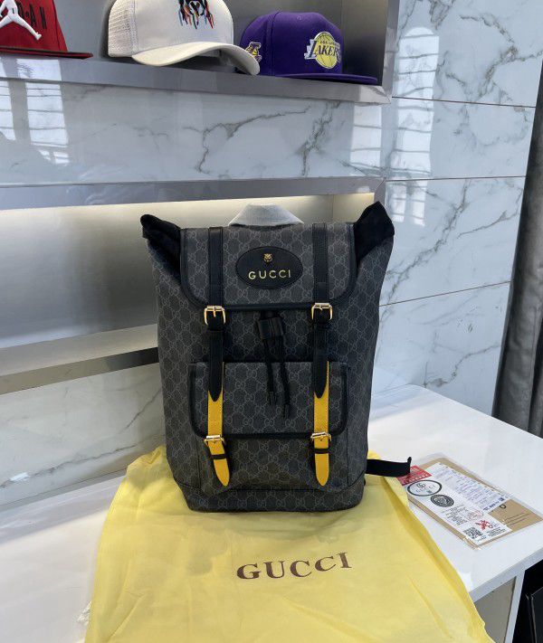 Gucci Soft Backpack GG Supreme Web Straps Brown Yellow / Black Yellow