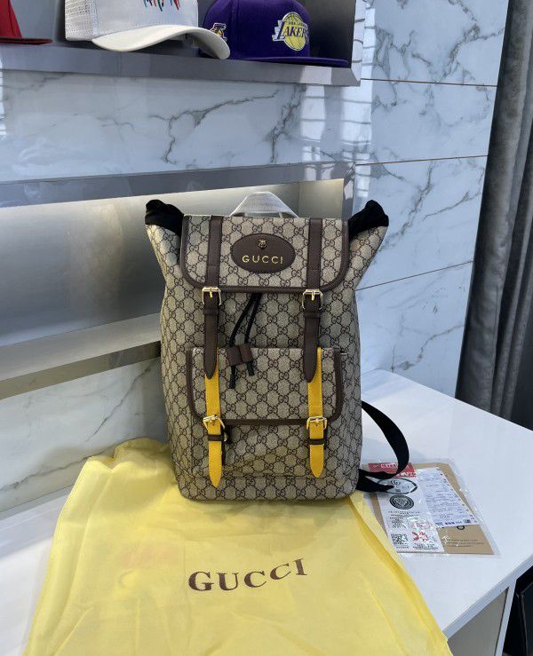 Gucci Soft Backpack GG Supreme Web Straps Brown Yellow / Black Yellow