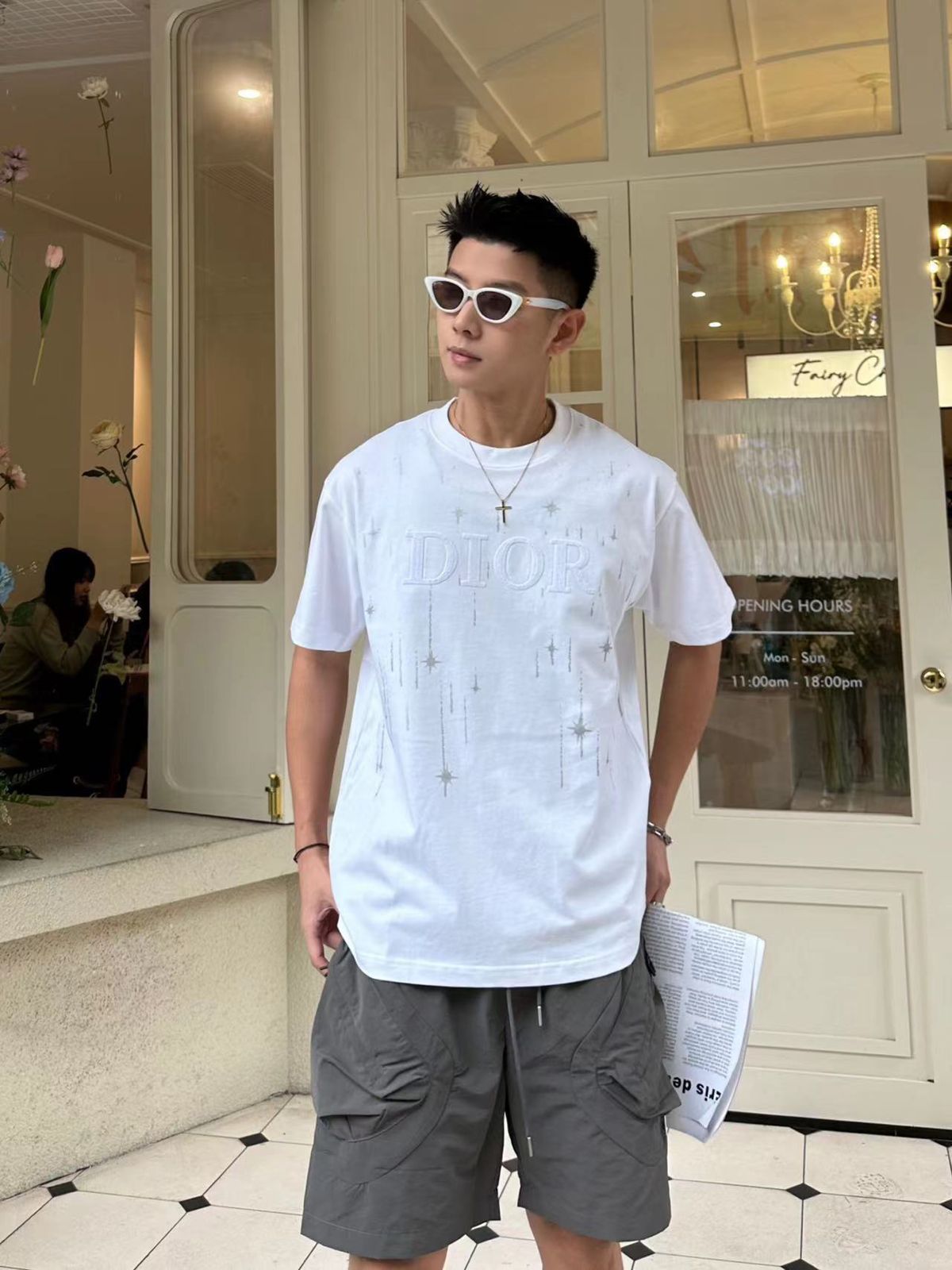 CHRISTIAN DIOR || Men Basic Solid White Oversize T-Shirt