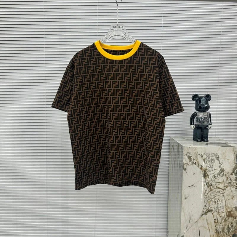 FENDI || Crew Neck Monogram Street Style Cotton Short Sleeves T-Shirt /BROWN