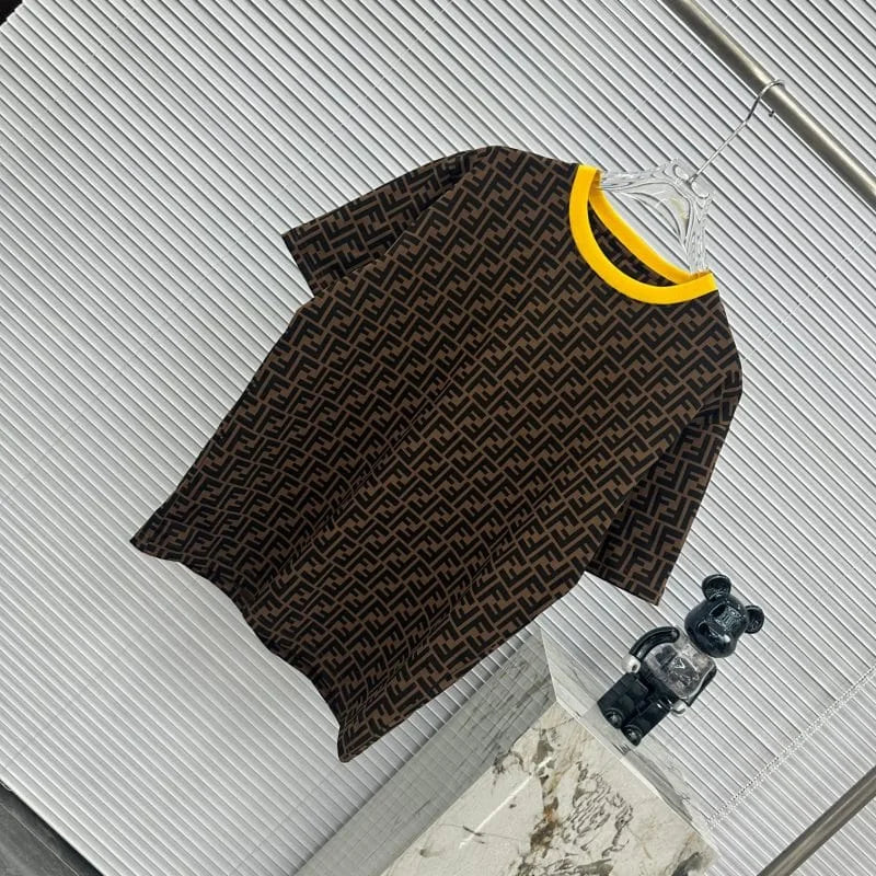 FENDI || Crew Neck Monogram Street Style Cotton Short Sleeves T-Shirt /BROWN