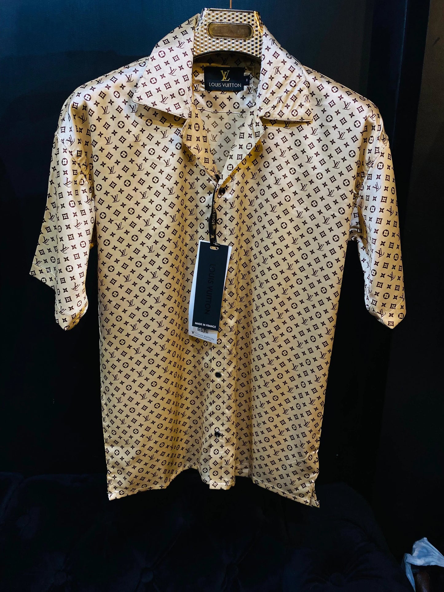 LOUIS VUITTON || Monogram Printed Short-Sleeved Silk Shirt