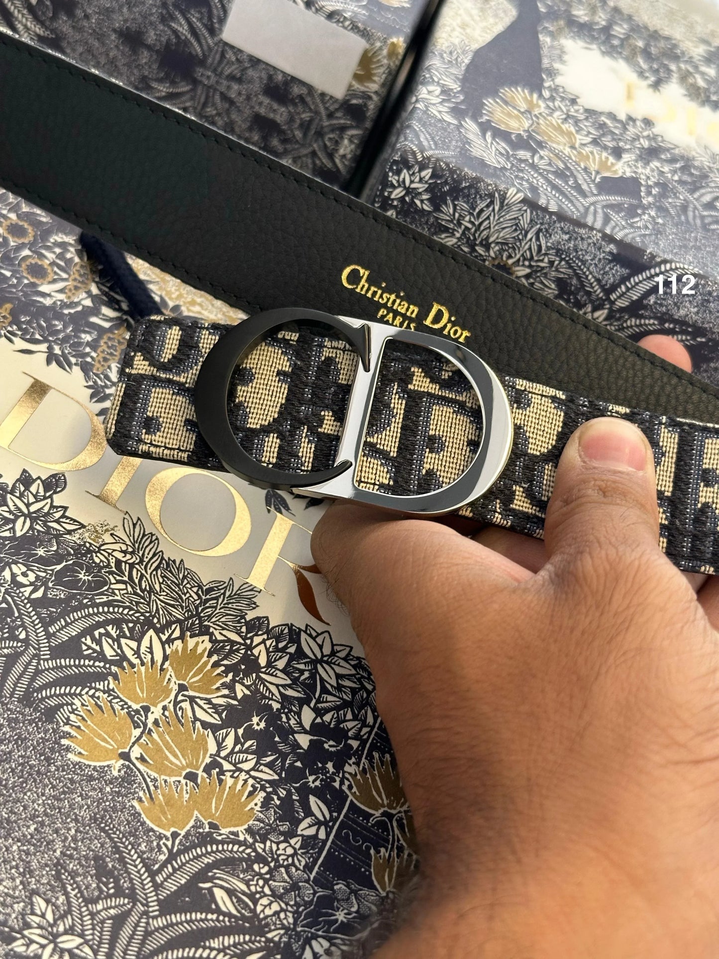 CHRISTIAN DIOR || 30 Montaigne Reversible Belt