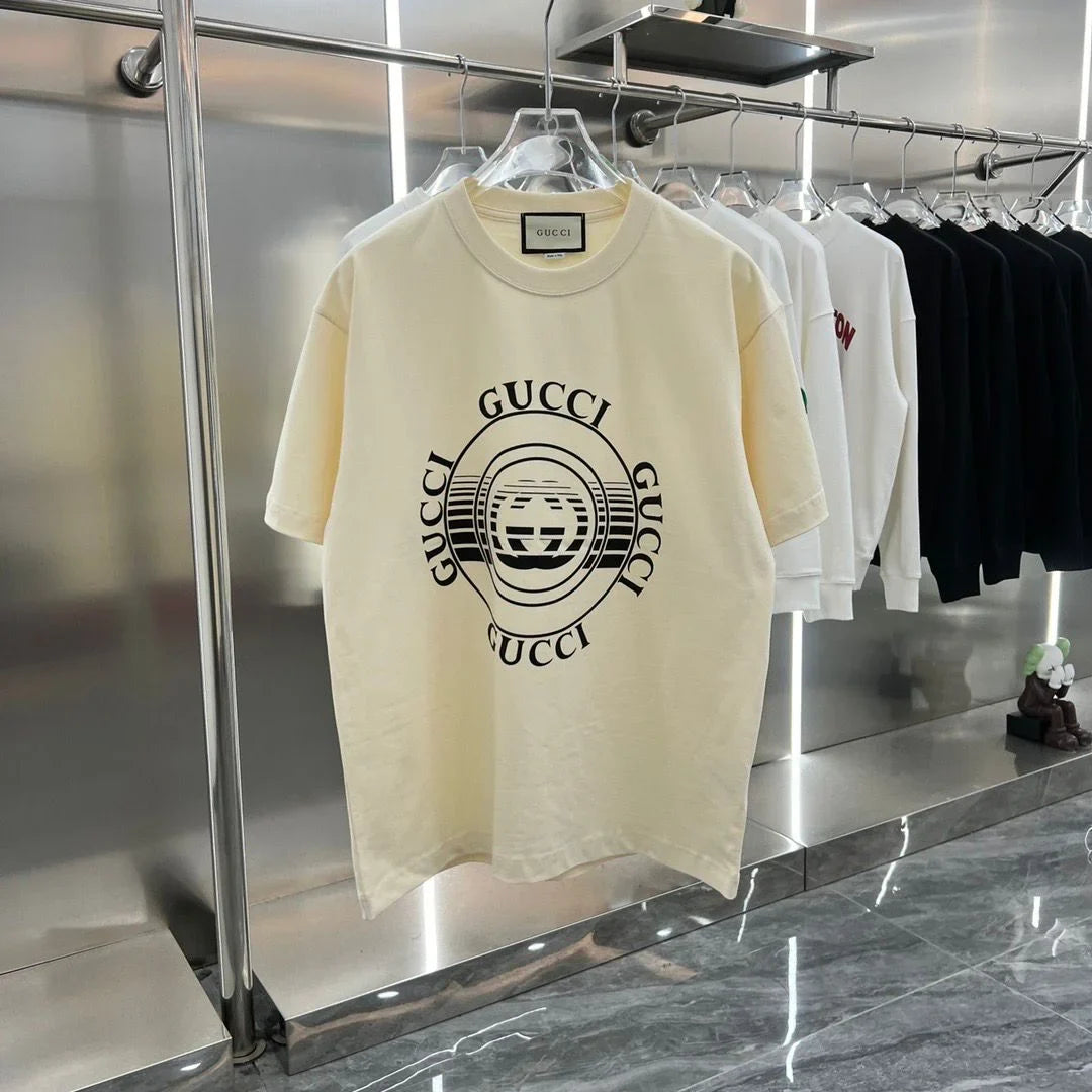 GUCCI || Record Logo Print Tee In White