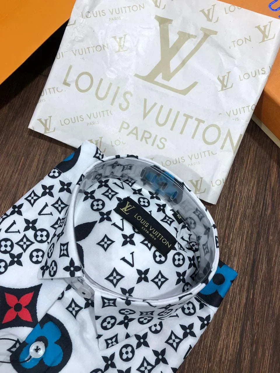 LOUIS VUITTON ||  White 3D Long sleeves Button Shirt