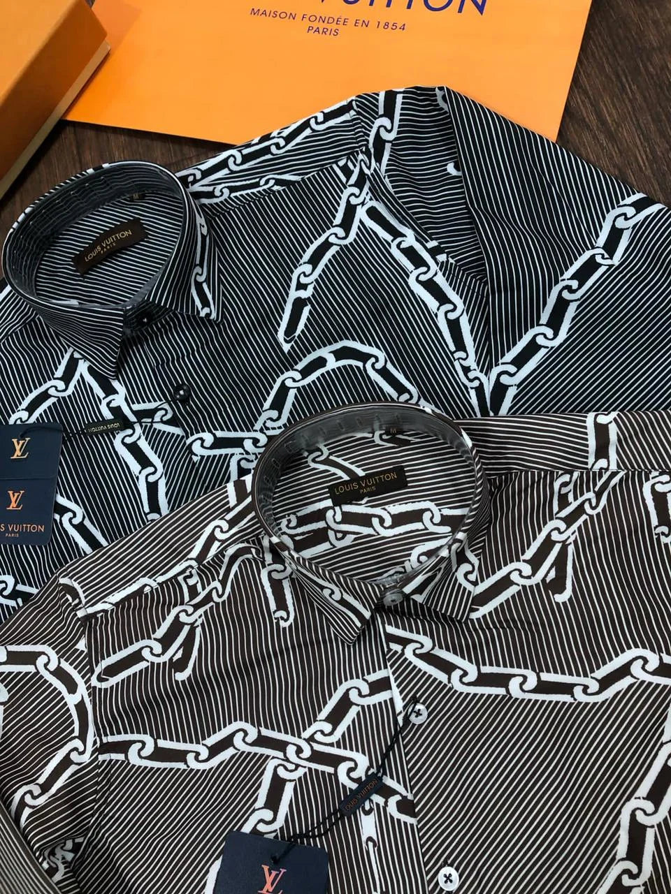 LOUIS VUITTON || Chain Print Silk Shirt For Men