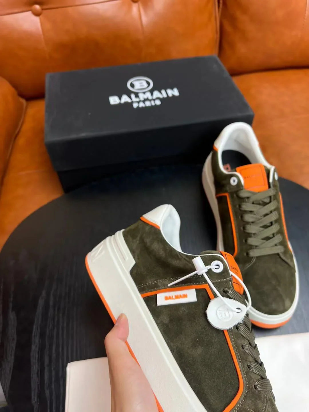 BALMAIN || Logo Patch Low-Top Green ‘B-Court’ Sneakers