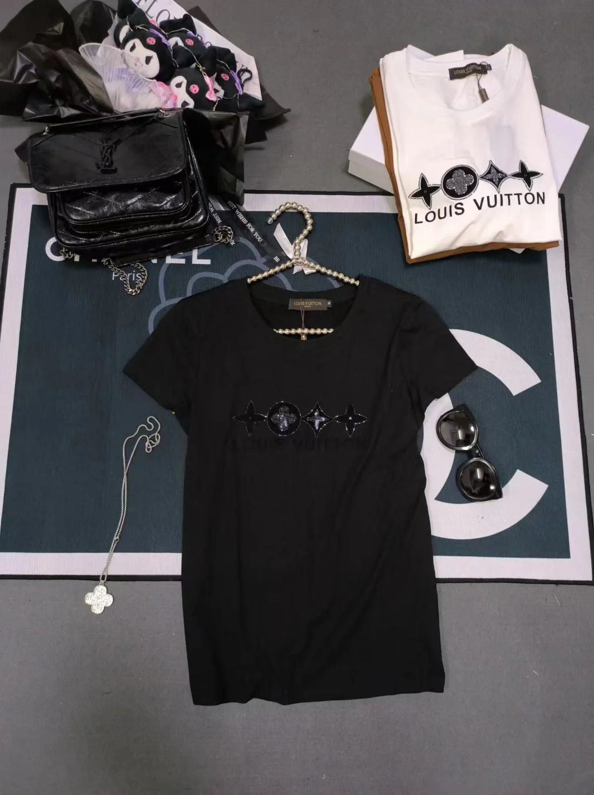 LOUIS VUITTON || Luxury Logo Print T-Shirt For Girls