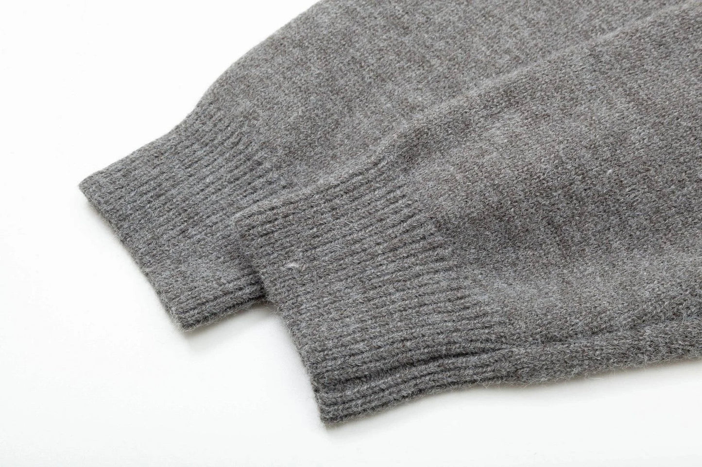 LOUIS VUITTON || Grey Chunky Wool Blend Pullover