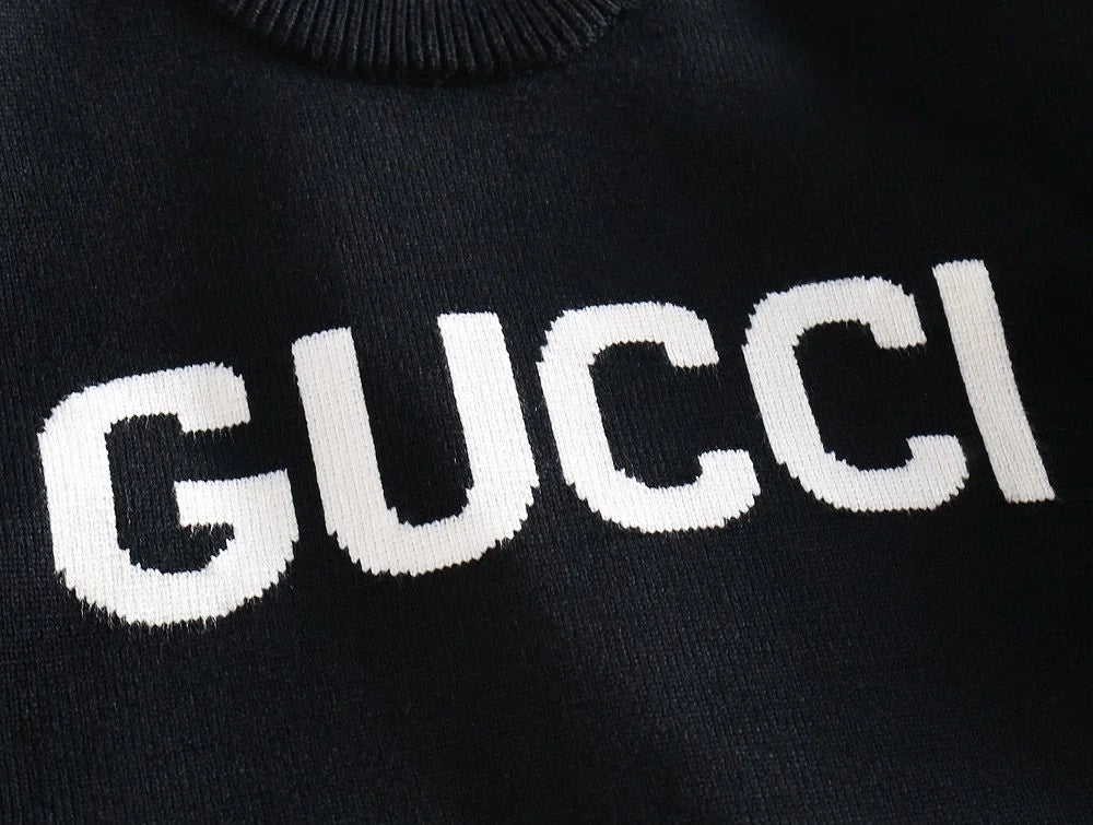 GUCCI || Embroidered Logo Crew-Neck Wool sweater