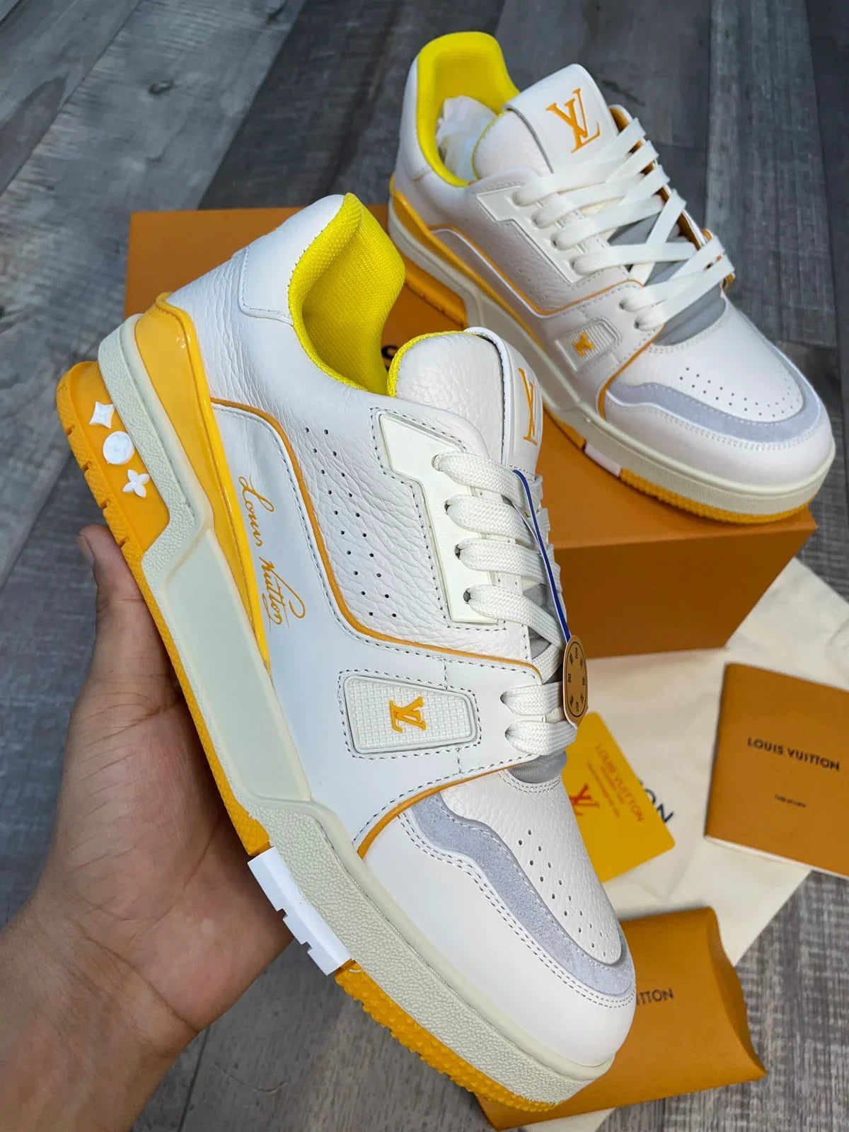 LOUIS VUITTON || LV Trainer Maxi Yellow Sneaker