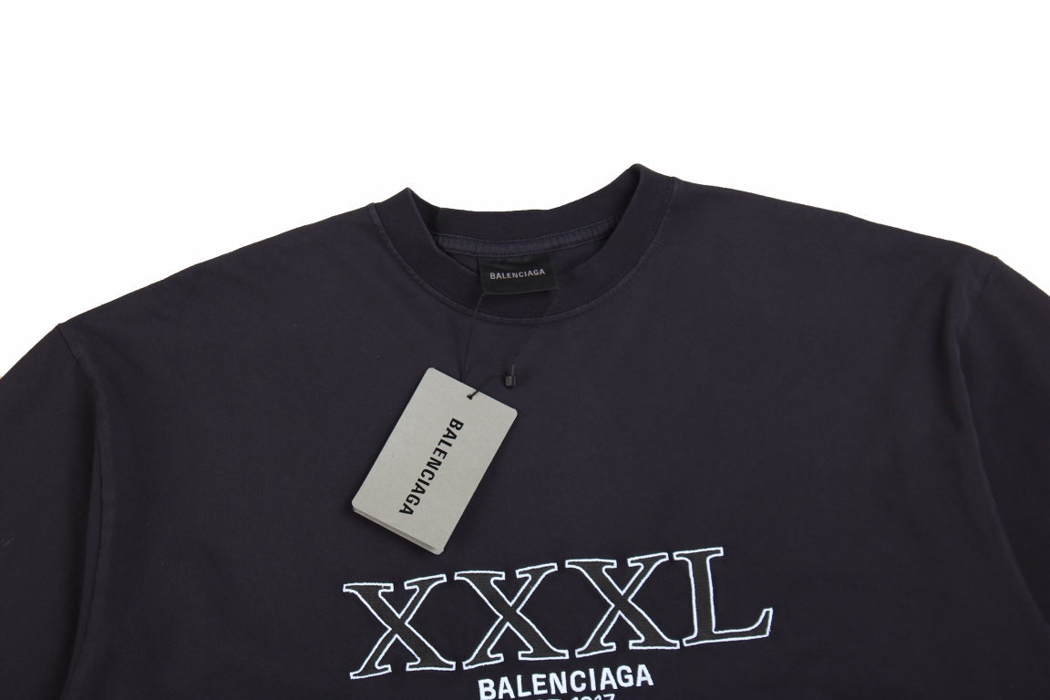 BALENCIAGA XXXL LOGO T-SHIRT BLACK