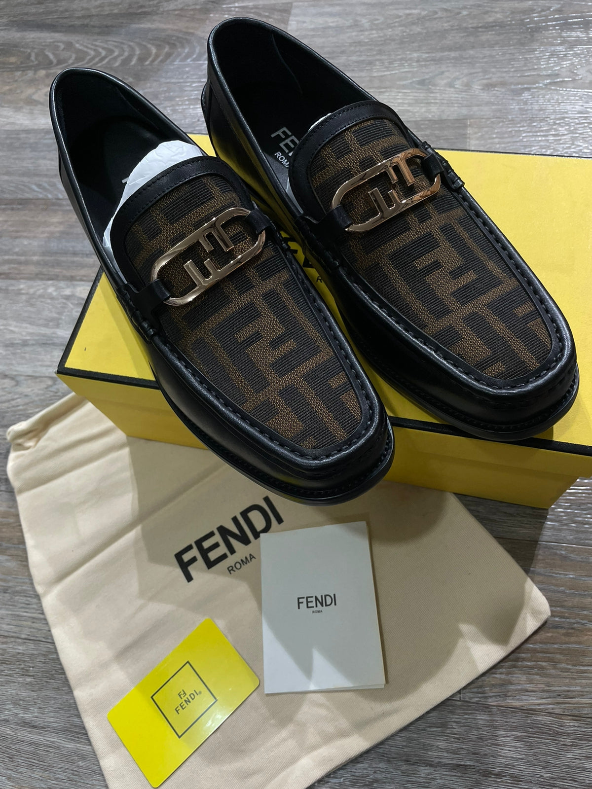 HOCHWERTIGE LOAFER FÜR HERREN