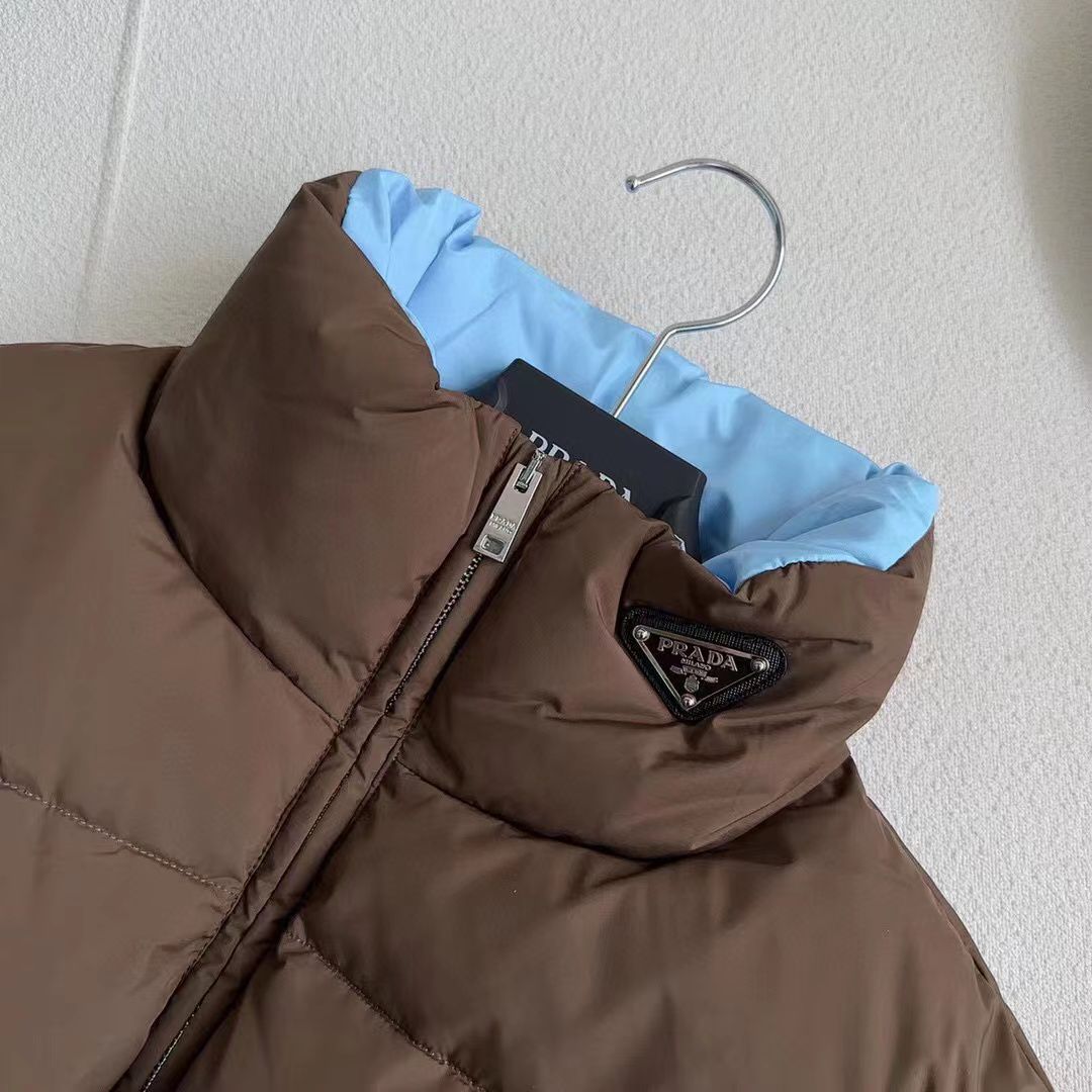 Authentische hochwertige Daunenfederjacke für Damen