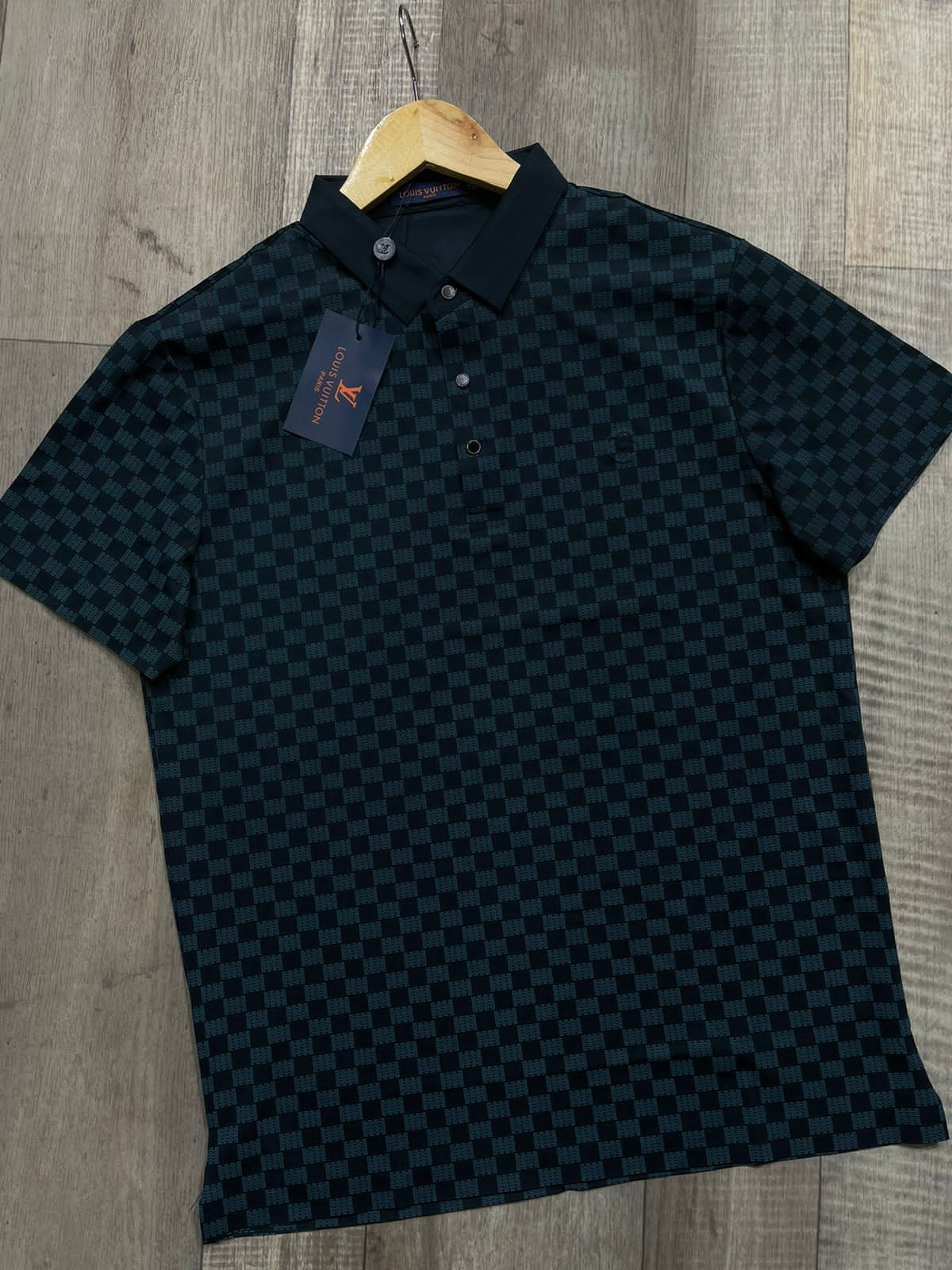 LOUIS VUITTON || Checkered Style Men's T-Shirt