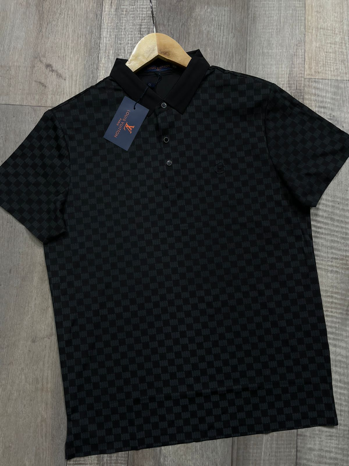 LOUIS VUITTON || Checkered Style Men's T-Shirt