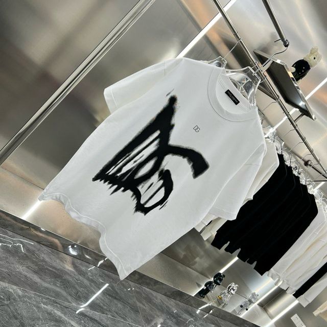 Dolce & Gabbana || Giant Logo Graffiti White T-Shirt