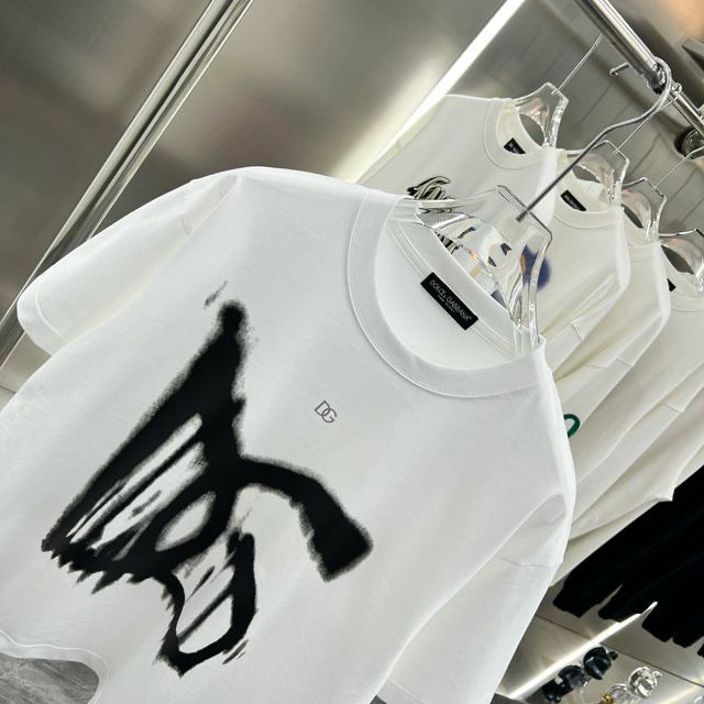 Dolce & Gabbana || Giant Logo Graffiti White T-Shirt