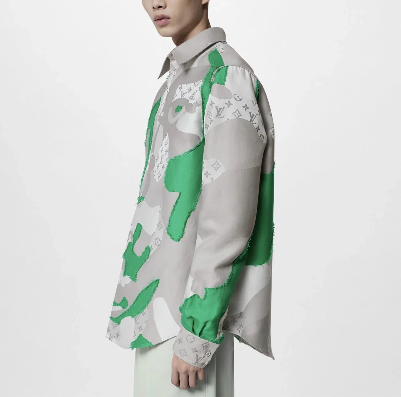 LOUIS VUITTON || Printed Cotton Fil Coupe Overshirt / GREEN