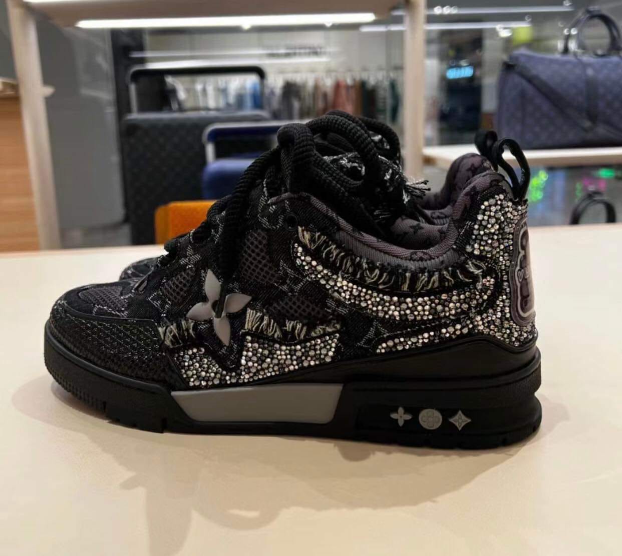 Louis Vuitton Skate Sneaker || BLACK