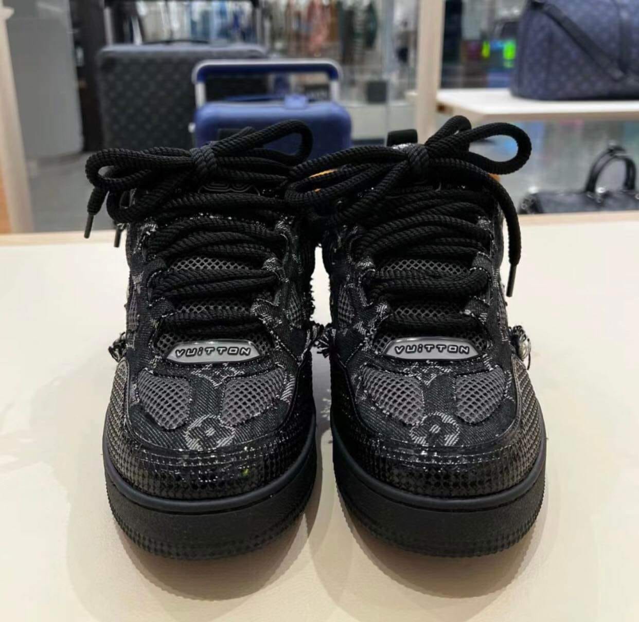 Louis Vuitton Skate Sneaker || BLACK