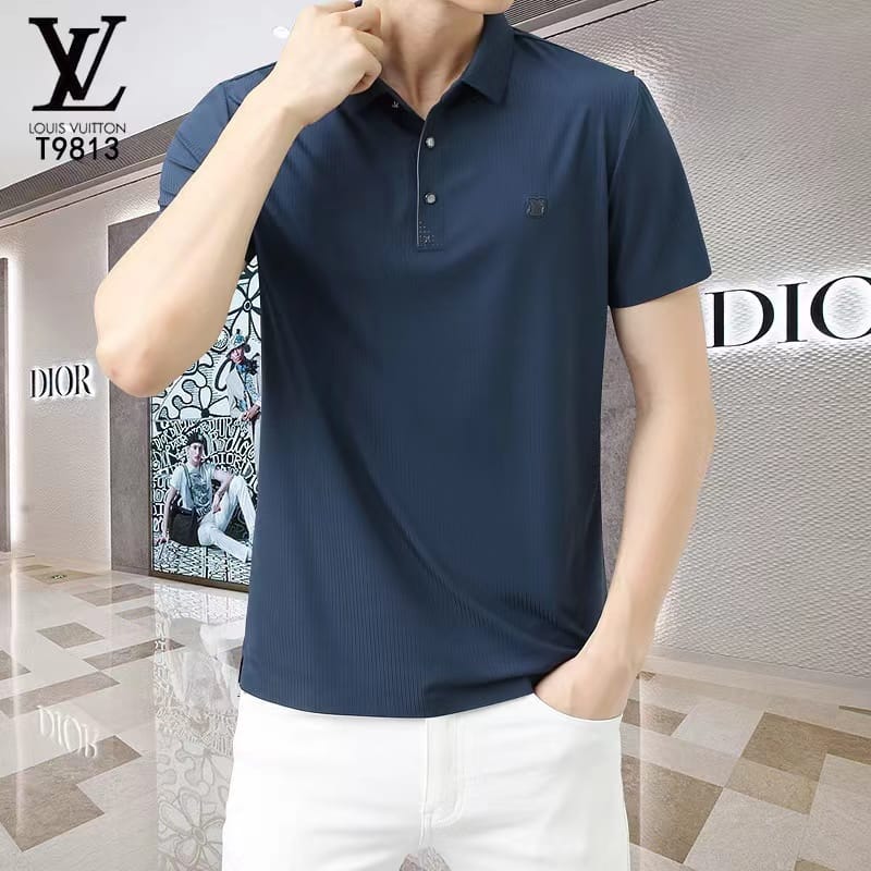 LOUIS VUITTON || Solid Polo Collar T-Shirt