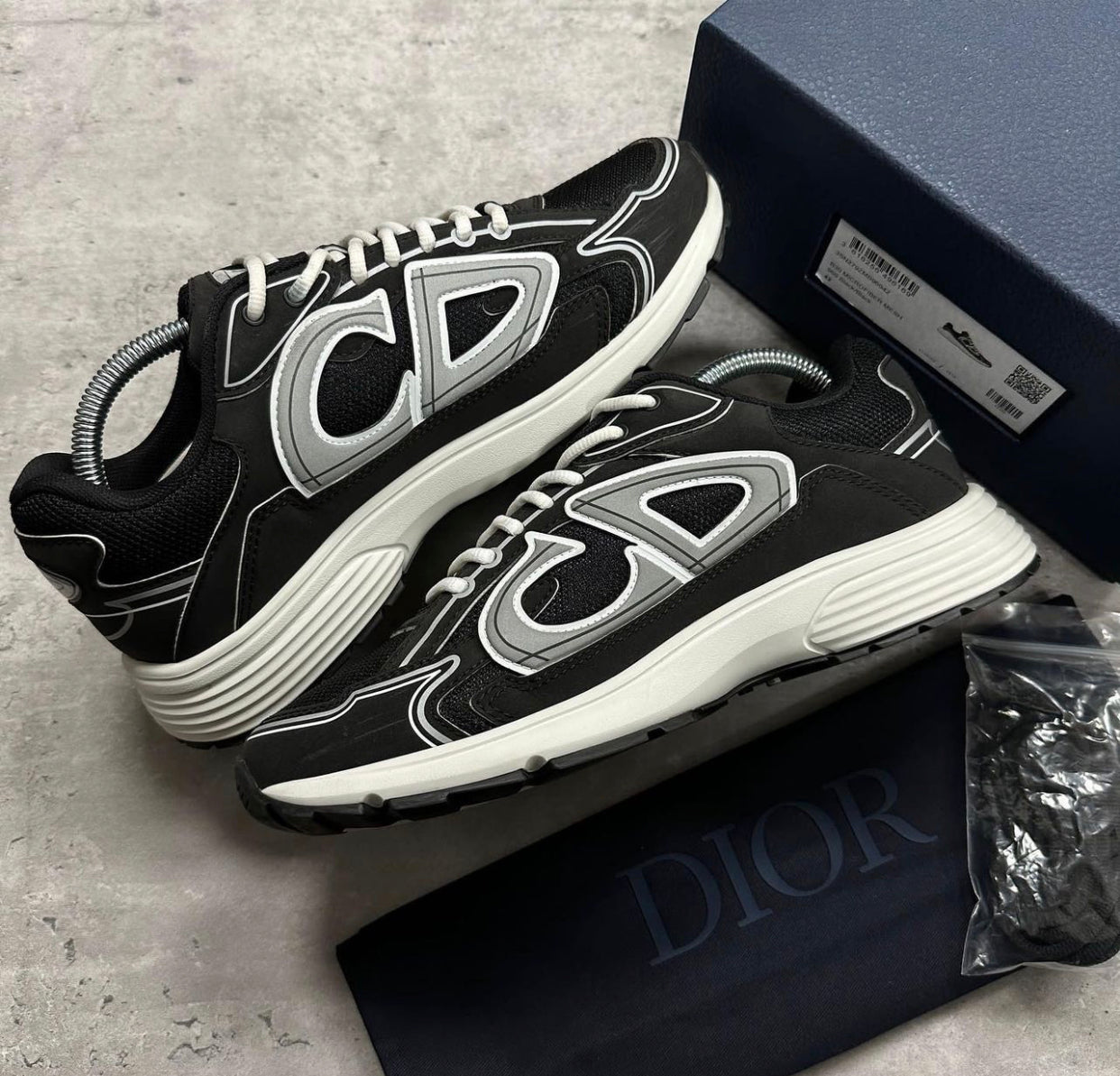 DIOR B30