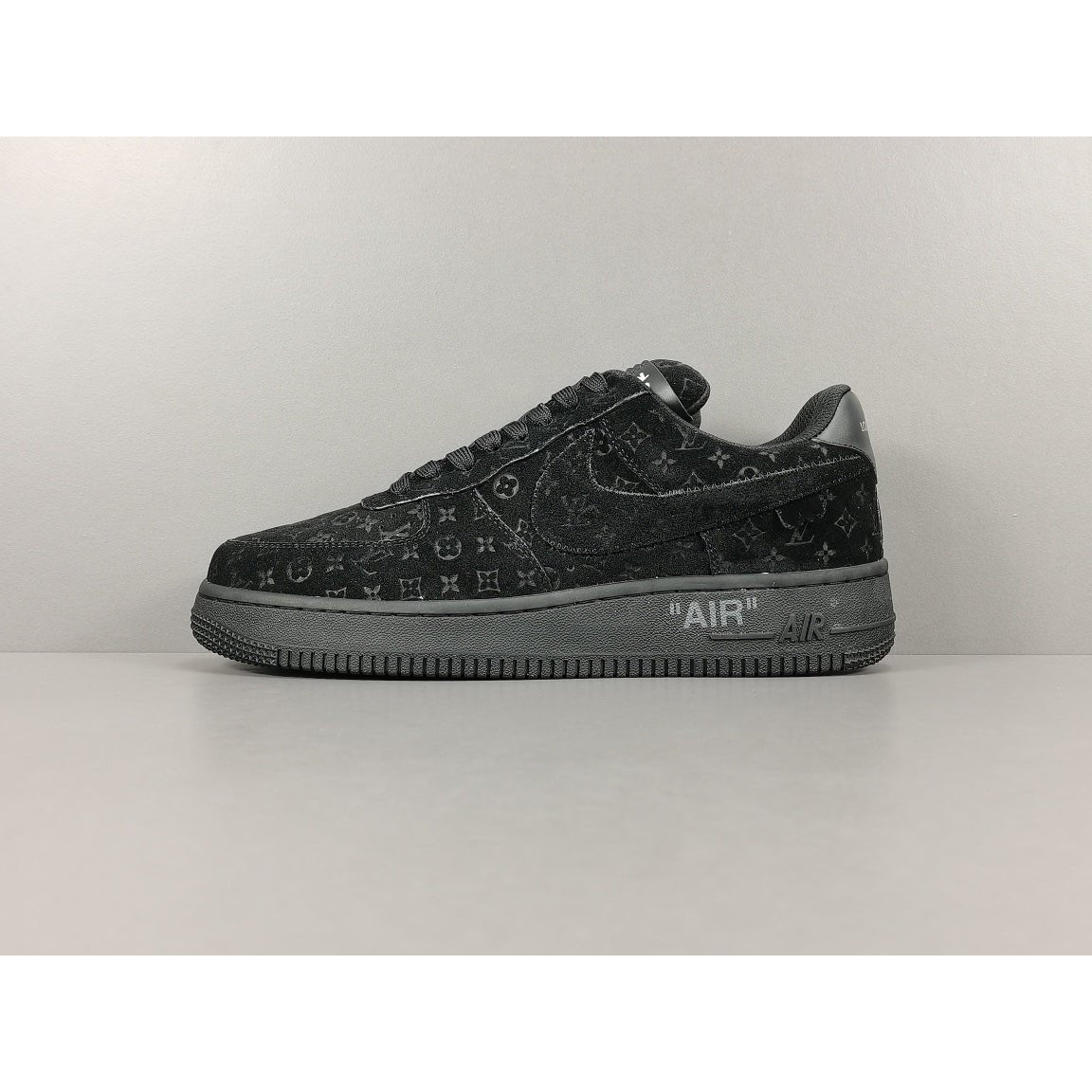 Exclusive NIKE AIR FORCE 1 x LOUIS VUITTON in Sleek Black