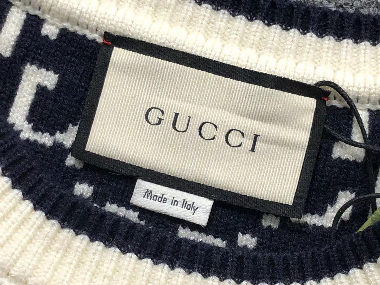 GUCCI WHITE SWEATER