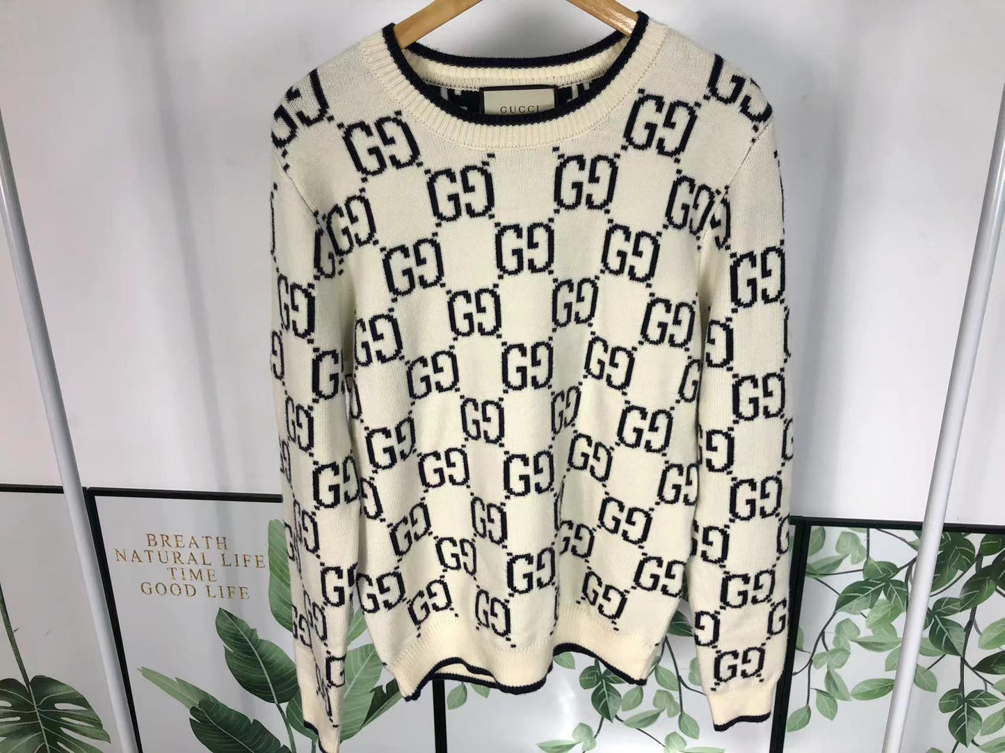 GUCCI WHITE SWEATER